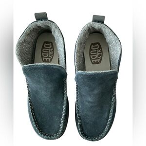 Hey Dude Women’s Denny Suede Slip-On Boots NWOT Gray Size 6